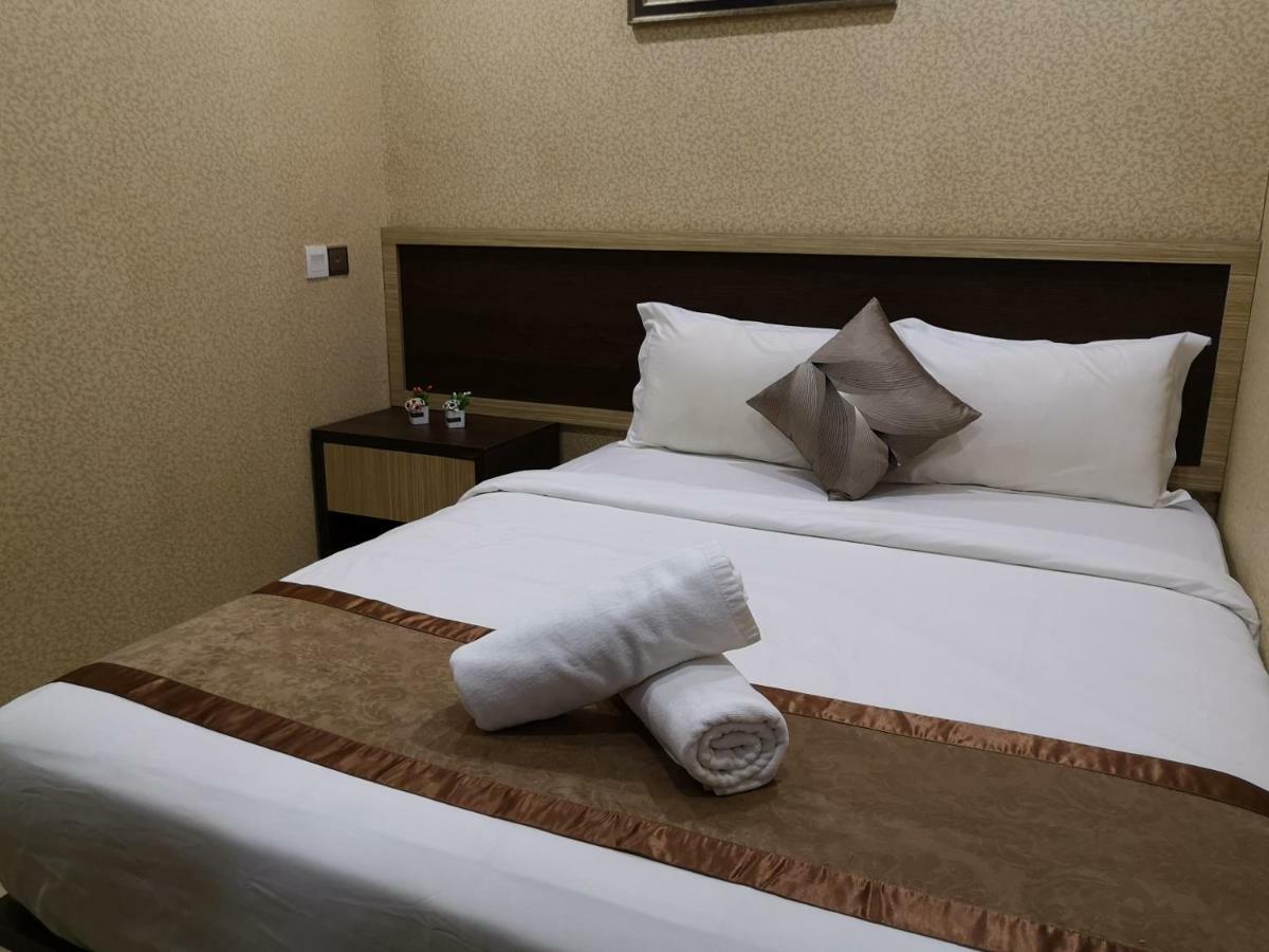 Hotel Grand Palace Ampang Exterior photo